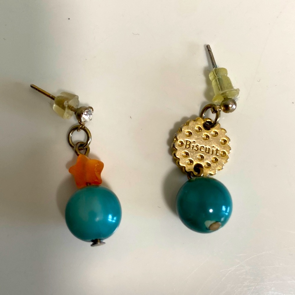 Hand made women earrings